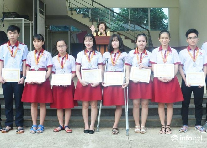 hanh trinh day nghi luc cua ha vi chinh phuc huy chuong bac olympic dia ly
