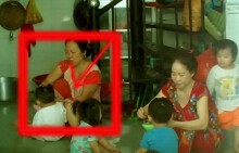 'Bảo mẫu' đánh đập trẻ dã man trong lúc cho ăn