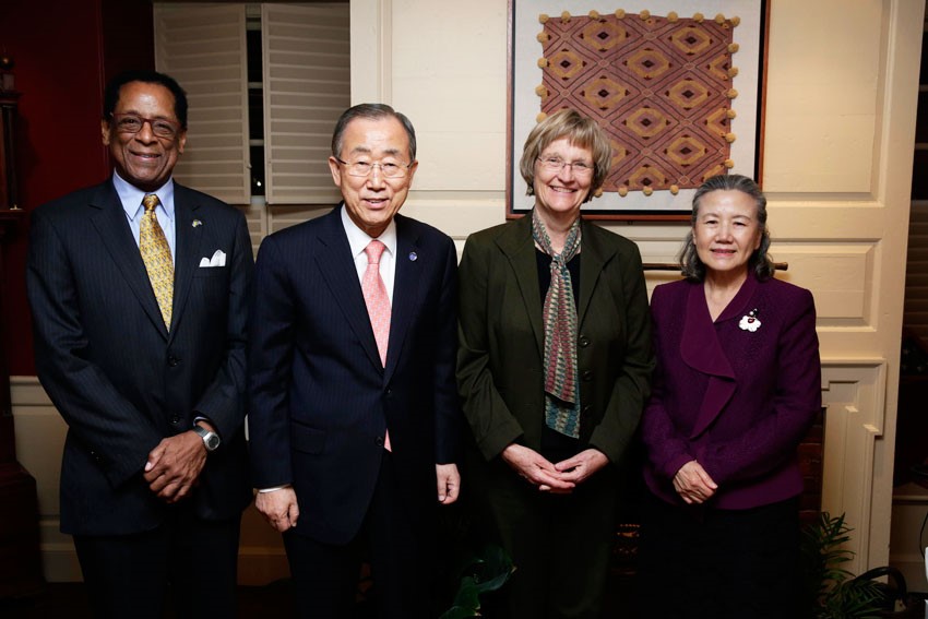 chan dung nu hieu truong dai hoc harvard sap toi viet nam thuyet trinh