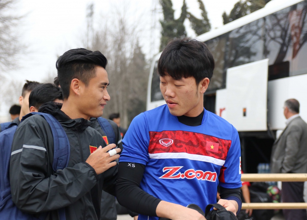 buoi tap ron ra tieng cuoi cua doi tuyen viet nam