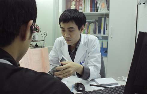 bai 2 vach mat chieu moc tui cua phong kham nam khoa co bac si ngoai