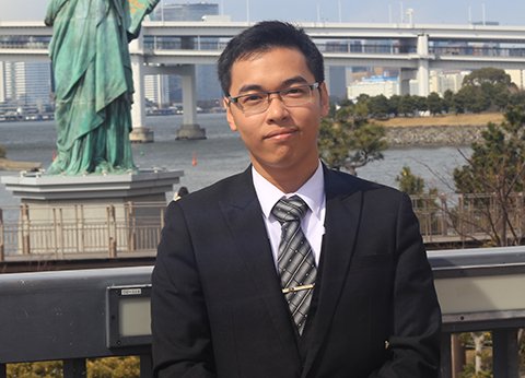 lop hoc co nhieu sinh vien luong khoi diem 2000 usd