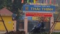 ha noi kiem tra viec day lien ket ngoai ngu trong truong hoc