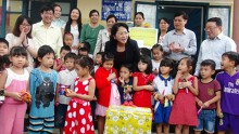 Thà cô chết chứ không để trò chết thành đề thi xúc động