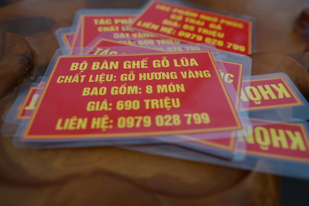 can canh ban ghe sap go tien ty do bo thu do