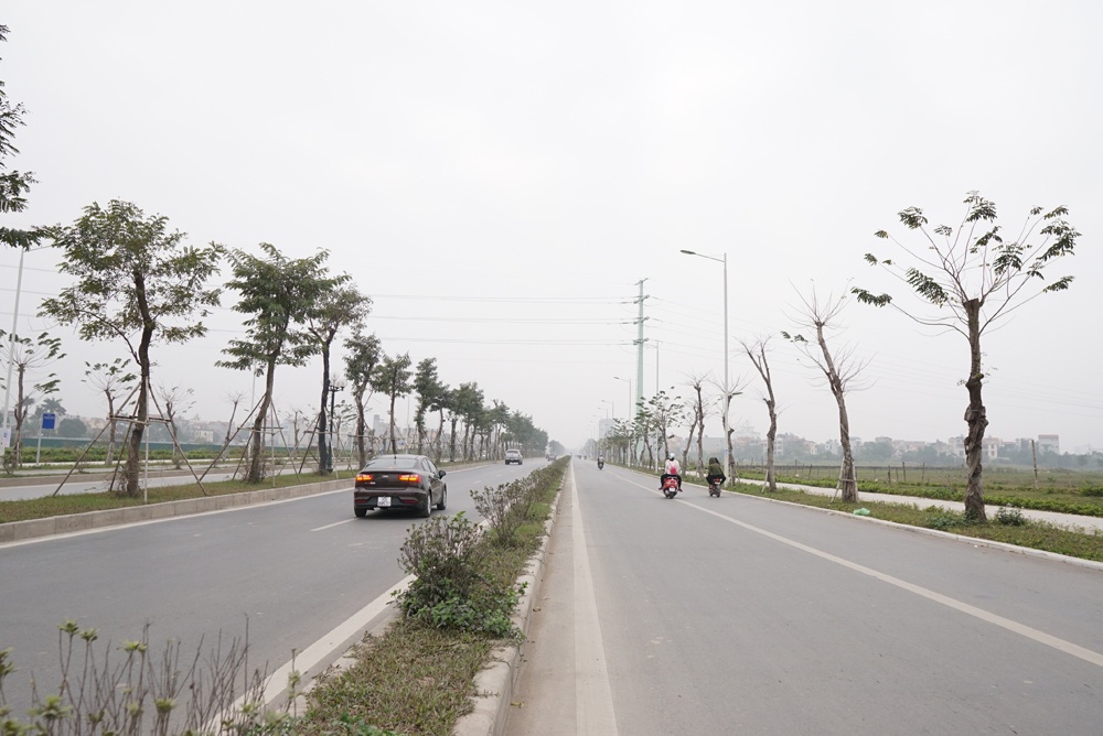 Thông xe nửa năm, đường ngàn tỷ Trần Hữu Dực vẫn chỗ sáng, chỗ tối thong xe nua nam duong ngan ty tran huu duc van cho sang cho toi