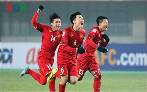 nguoi viet tai my tu tin vao chien thang cua doi tuyen u23 viet nam