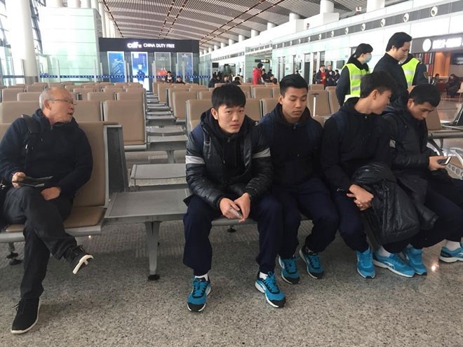 chuyen co rieng dan sieu xe dua don u23 viet nam ve nuoc