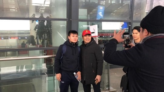 chuyen co rieng dan sieu xe dua don u23 viet nam ve nuoc