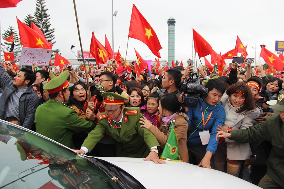 u23 viet nam tro ve nhung nguoi hung kho vi duoc yeu