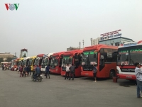 chu tich ha noi trung clip cat tac long hanh ngay canh tau canh sat
