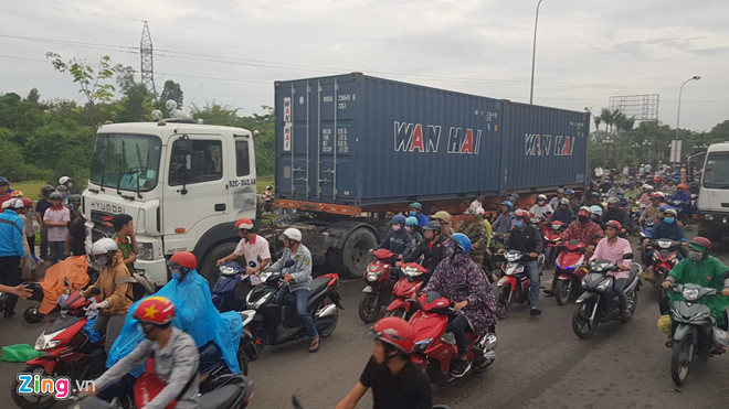 xe container co de bi mat thang