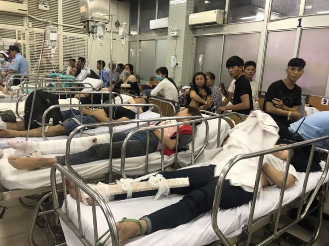 toan canh vu container gay tai nan o ben luc tieng chuong canh bao hung than