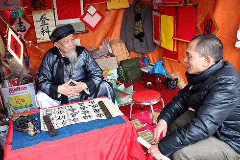 Những câu đối Tết chữ Hán ý nghĩa nhất cho năm 2019 nhung cau doi tet chu han y nghia nhat cho nam 2019
