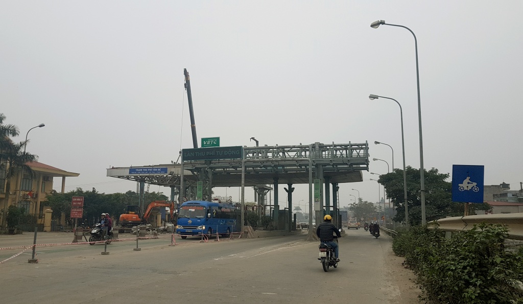 Cảnh dỡ trạm BOT Tân Đệ ở Vũ Thư, Thái Bình canh do tram bot tan de o vu thu thai binh
