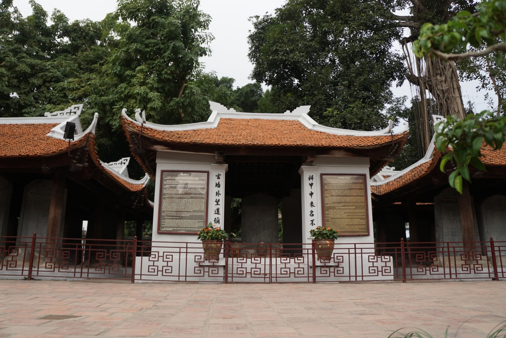 ha noi chan chinh viec phat loc son sua di tich