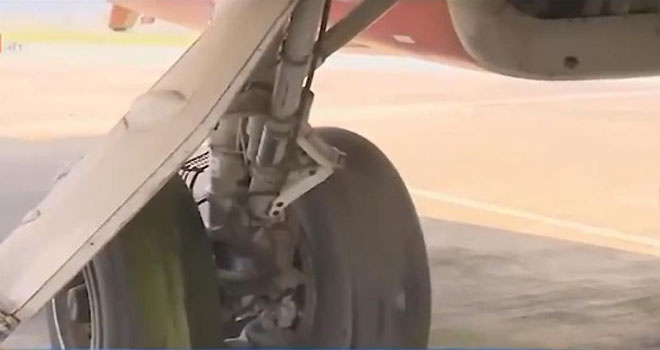may bay boeing gan 10 nam bat dong phoi mua nang o noi bai