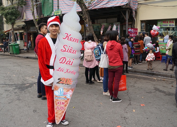 ha noi km so 0 se thay vi tri dong ho thuy si