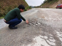Đường trăm tỉ chưa nghiệm thu đã hỏng