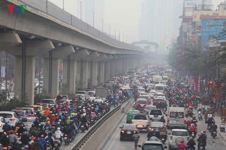 duong pho ha noi un tac kinh hoang bat ke gio giac