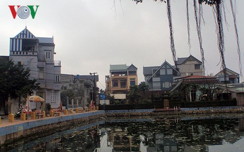 choang voi ngoi lang o ha noi an 4 tan thit cho trong ngay tet