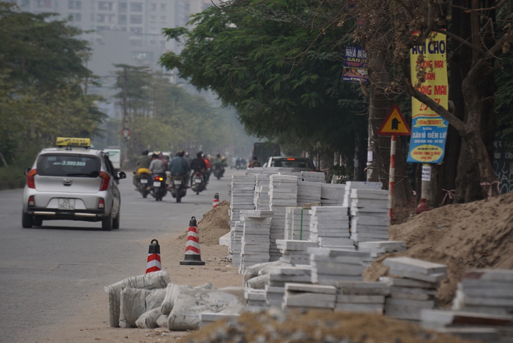 tan pho chu tich quan hoang mai lien quan sai pham vu lat da via he