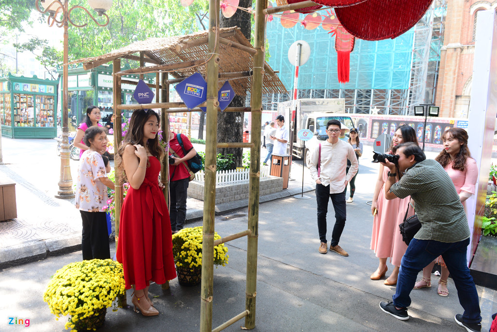gioi tre do xo toi duong sach tphcm nhung ngay can tet nguyen dan