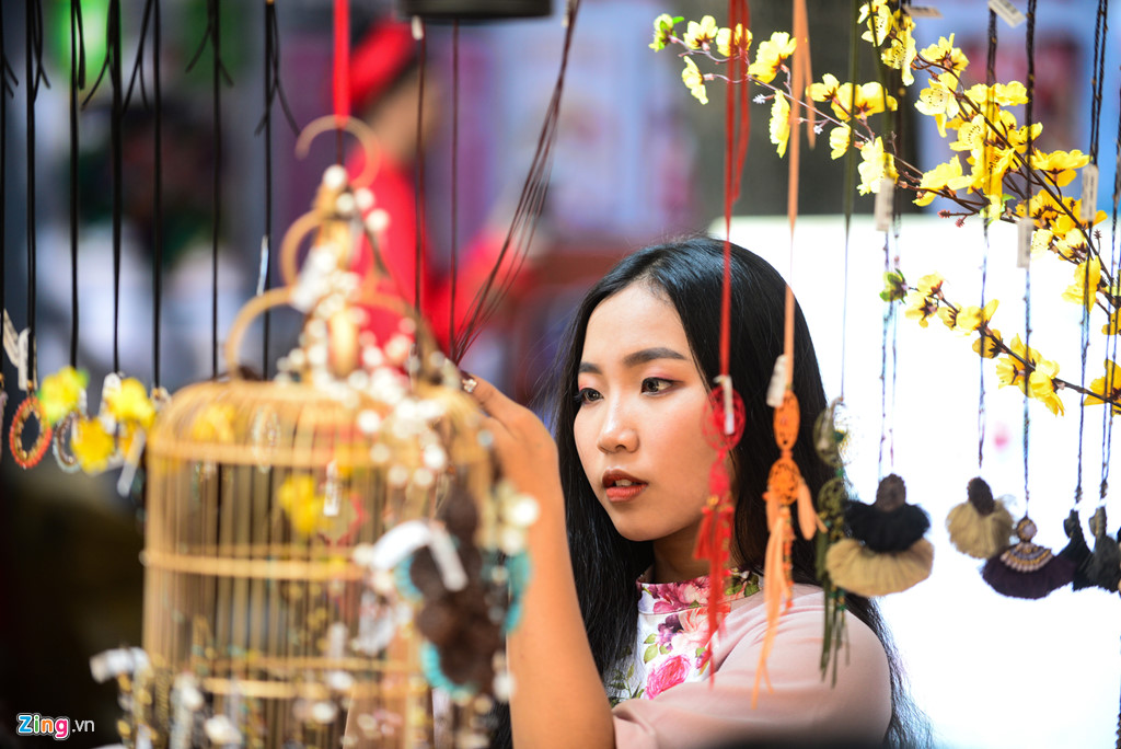 gioi tre do xo toi duong sach tphcm nhung ngay can tet nguyen dan