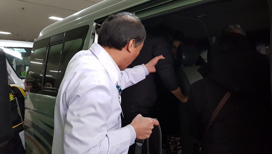 benh nhan nhan li xi an mien phi cung nguoi nha tai benh vien