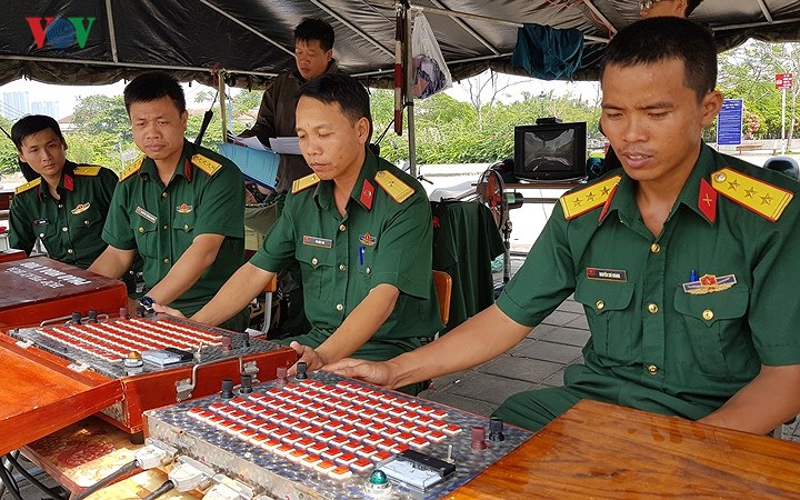 can canh tran dia phao hoa tam cao tai tphcm truoc gio g
