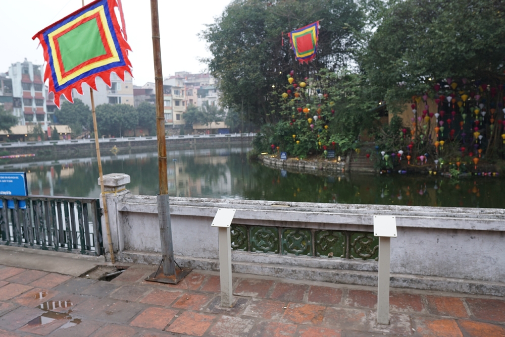 bien chu thich o ho van su dung anh bi nham