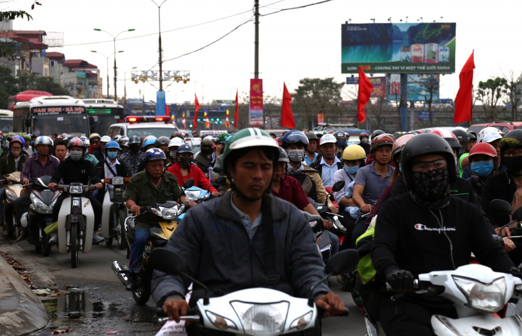 ngay nghi tet cuoi cung dan lai leo via he ve ha noi