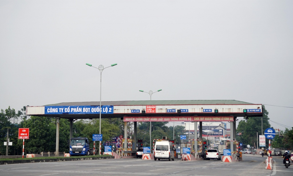 tram thu phi bot sap bi giam sat truc tuyen nhu the nao