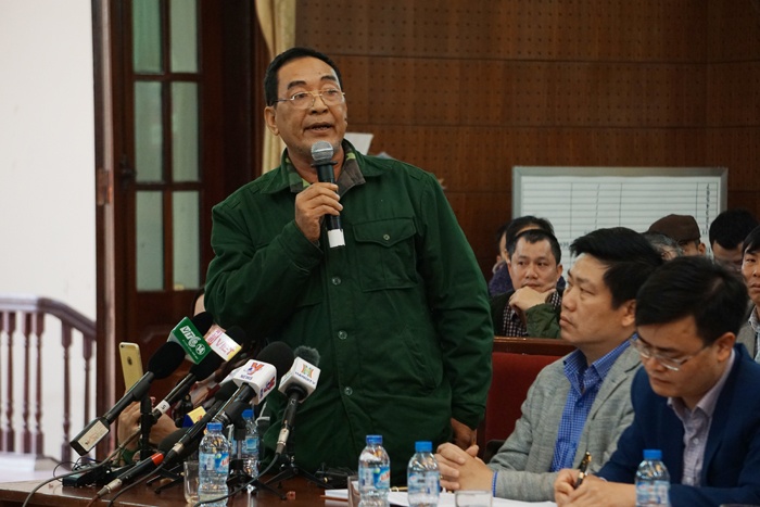giai cuu nha xe e khach dep xe du thong nut phap van