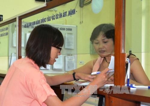 Hà Nội yêu cầu cán bộ tươi cười, xin lỗi nếu để dân chờ ha noi yeu cau can bo tuoi cuoi xin loi neu de dan cho