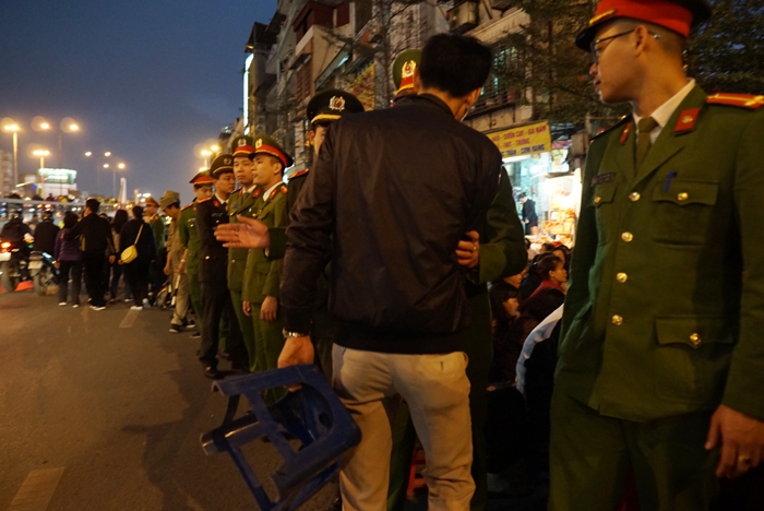 dai le cau an chua phuc khanh ngan ngam canh om ghe di khap noi tim cho ngoi