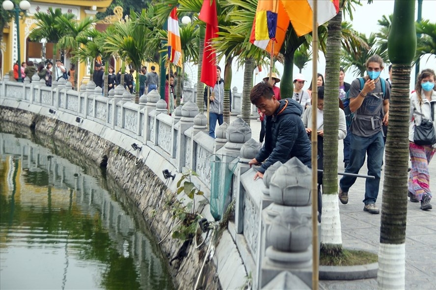 tha vat phong sinh ngang nhien truc loi noi cua phat