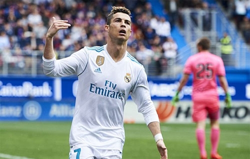 ronaldo lap cu dup real rut ngan khoang cach voi atletico va barca
