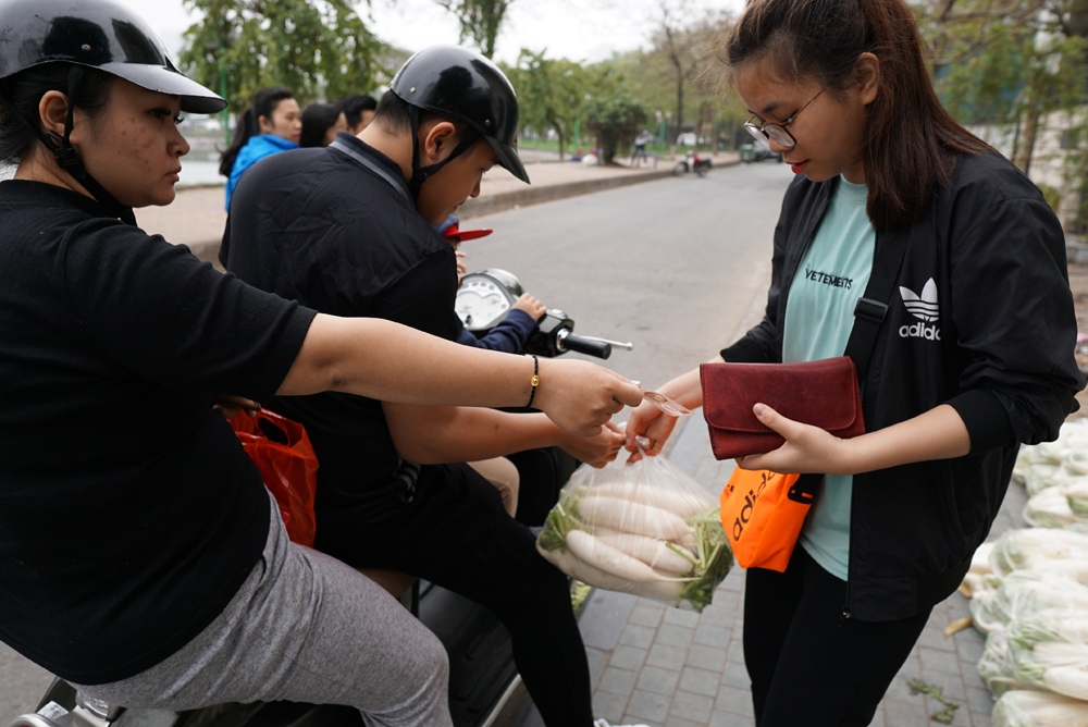 thue taxi di giai cuu cu cai trang o ha noi
