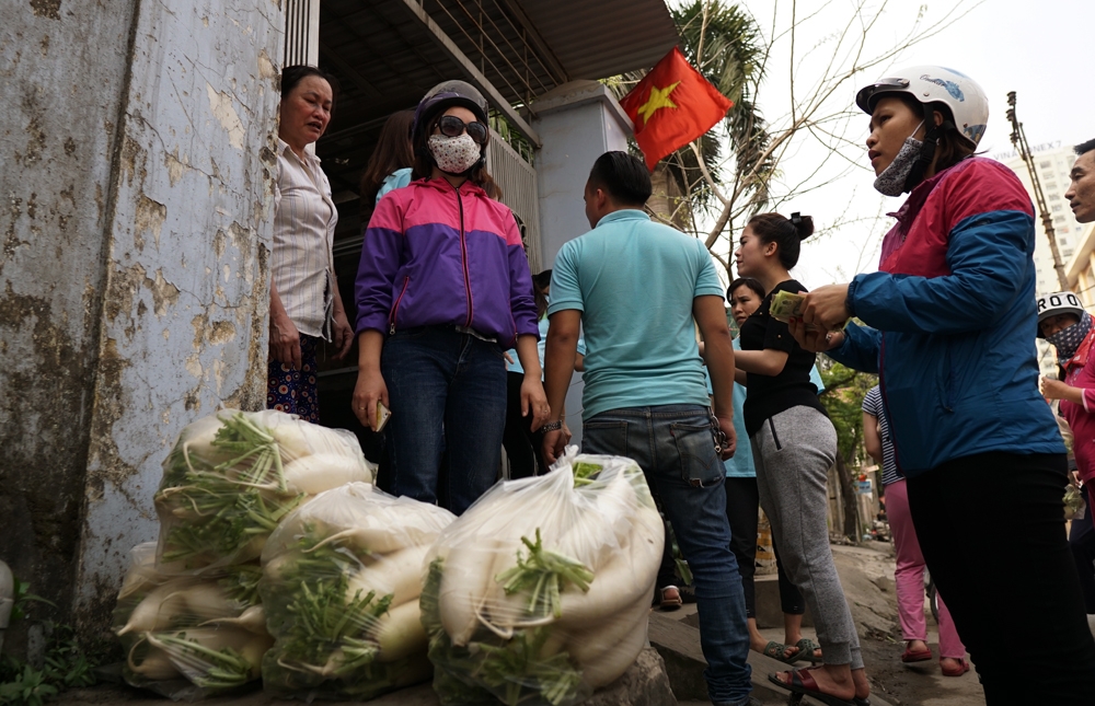 thue taxi di giai cuu cu cai trang o ha noi