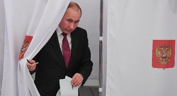 chum anh tong thong nga putin va cac doi thu di bo phieu