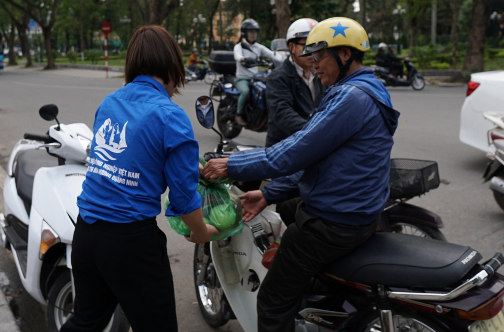 sau cu cai trang nguoi dan ha noi tiep tuc giai cuu su hao khoai tay