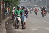 thoi uber grab the nao la canh tranh khong lanh manh