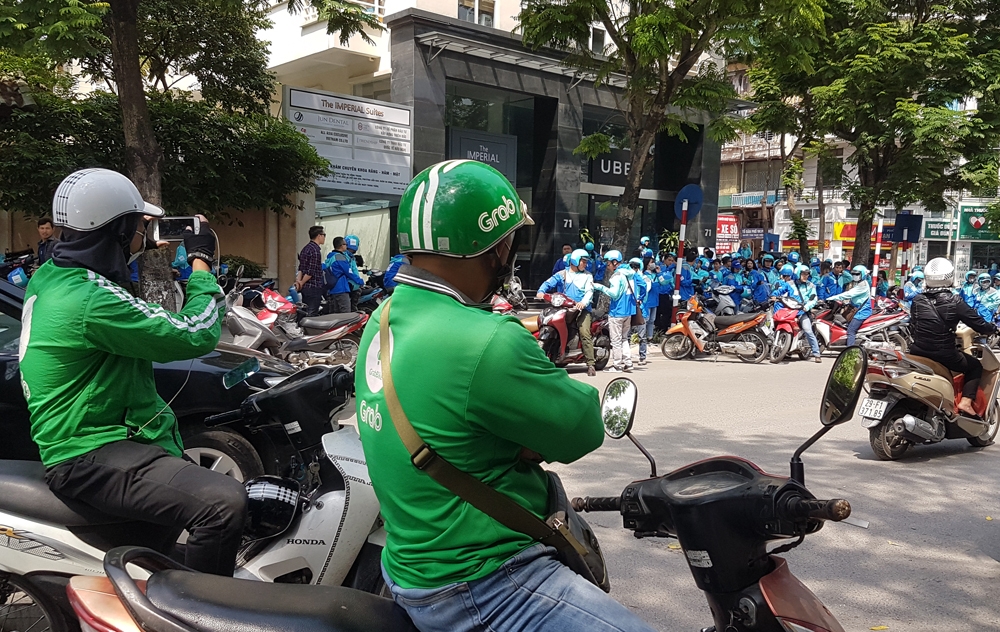 hang tram tai xe dieu hanh chia tay uber o ha noi