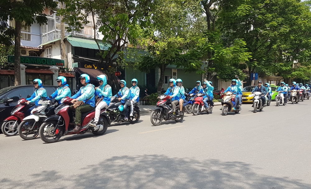 hang tram tai xe dieu hanh chia tay uber o ha noi