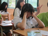 Con khóc nhiều vì không thể đạt 9 điểm IELTS để bố vui