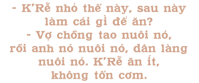 hanh trinh xuong nui toi truong cua cau hoc tro be nhu chai nuoc