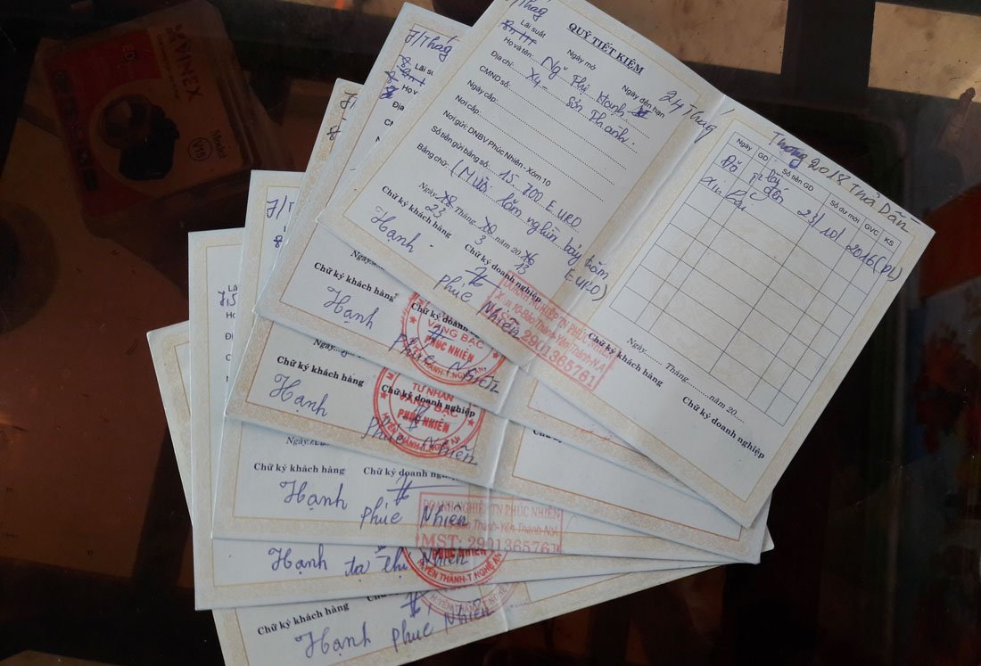 hang tram nguoi do tien ty vao dn vang roi ngoi khoc