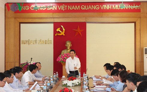quang ninh khong de xay ra tinh trang sot dat ao o van don