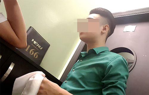 thac loan ben trong cac nha hang tu a toi z